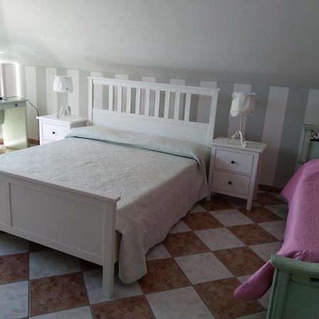 Ostra B&B Bread And Fantasy מראה חיצוני תמונה
