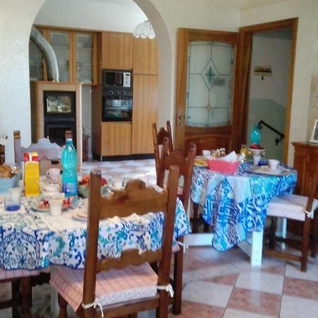 Ostra B&B Bread And Fantasy מראה חיצוני תמונה