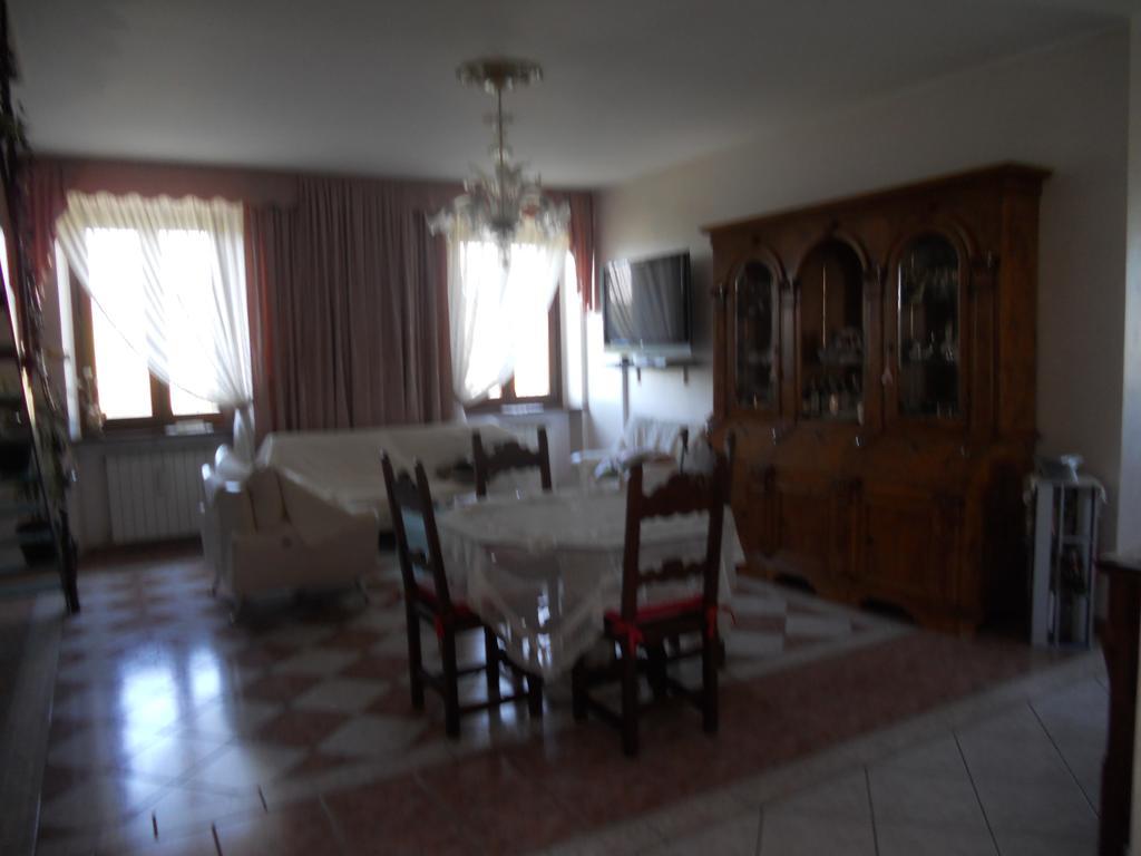 Ostra B&B Bread And Fantasy מראה חיצוני תמונה